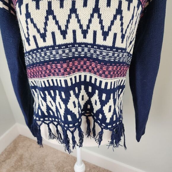 FLYING TOMATO WOMEN'S SOUTH WEST FRINGED BLUE AND CORAL SWEATER SIZE SMALL - Picture 3 of 8
